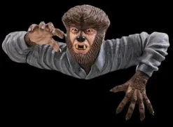 Morris "Grave Walker - The Wolf Man" Graveyard Halloween Prop